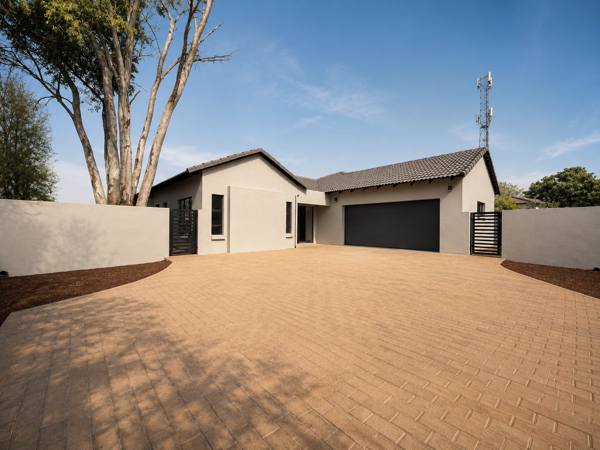 5 Bedroom House