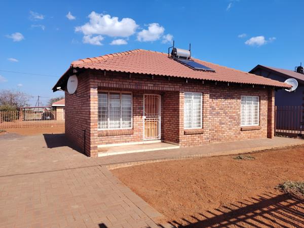 2 Bedroom House