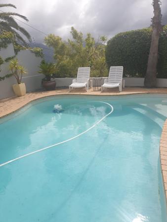 1 Bedroom Garden Cottage