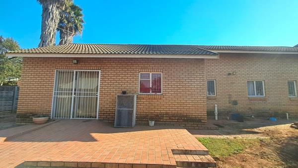 2 Bedroom Flat