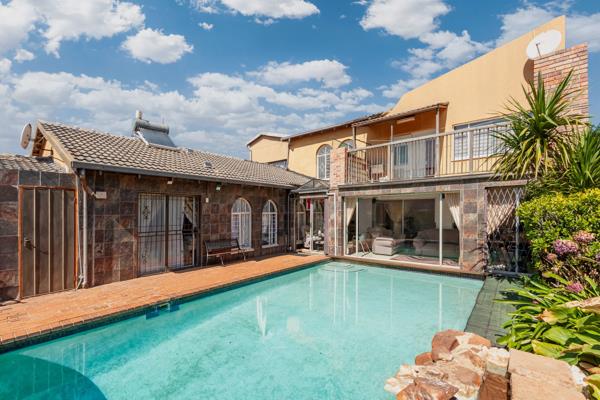 11 Bedroom House