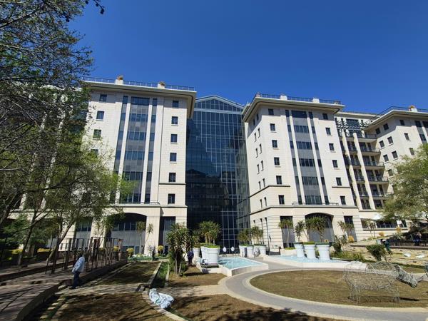 1 295 m² Commercial space
