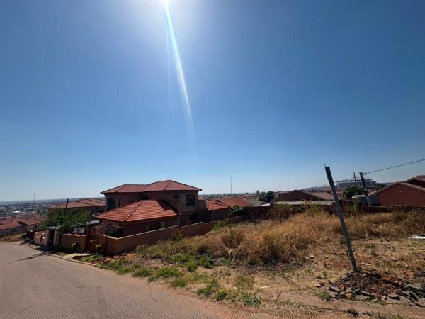 386 m² Land