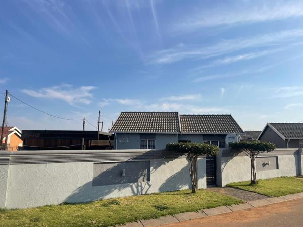 2 Bedroom House