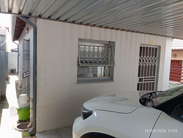 2 Bedroom House
