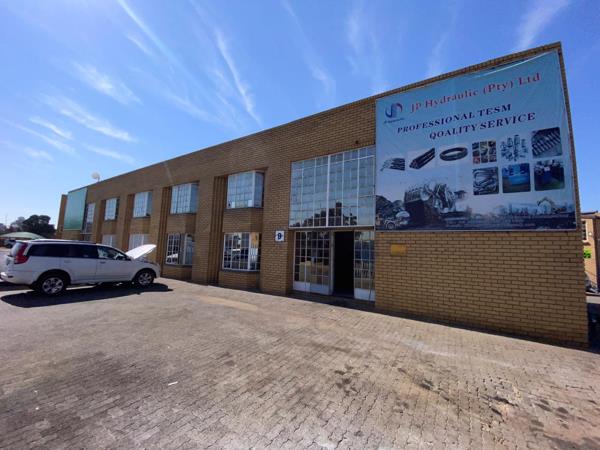 448 m² Industrial space