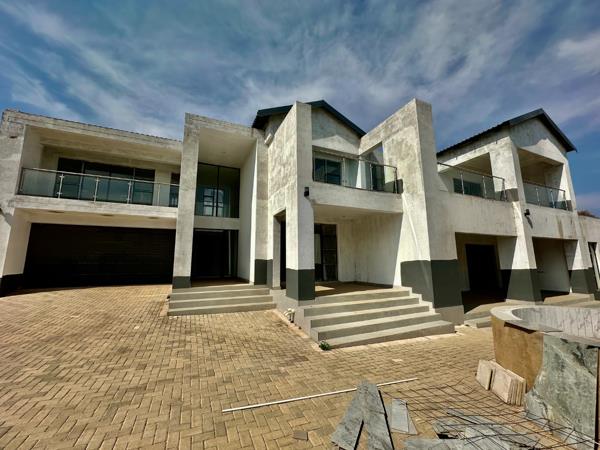 5 Bedroom House