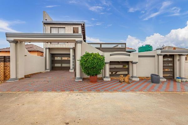 2 Bedroom House