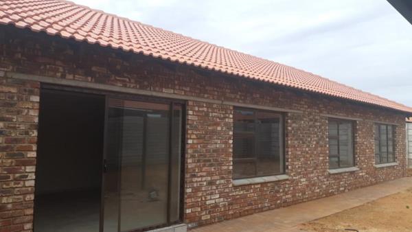 4 Bedroom Townhouse