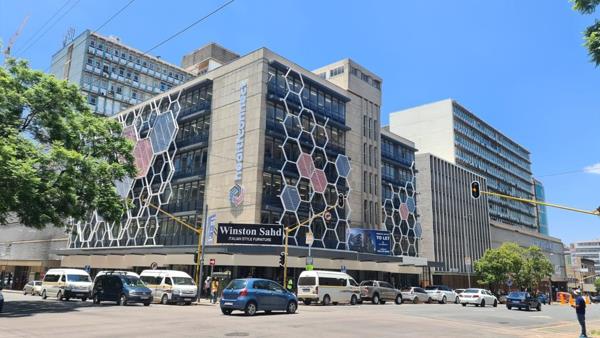 127 m² Commercial space