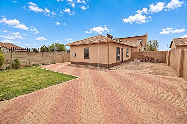 2 Bedroom House