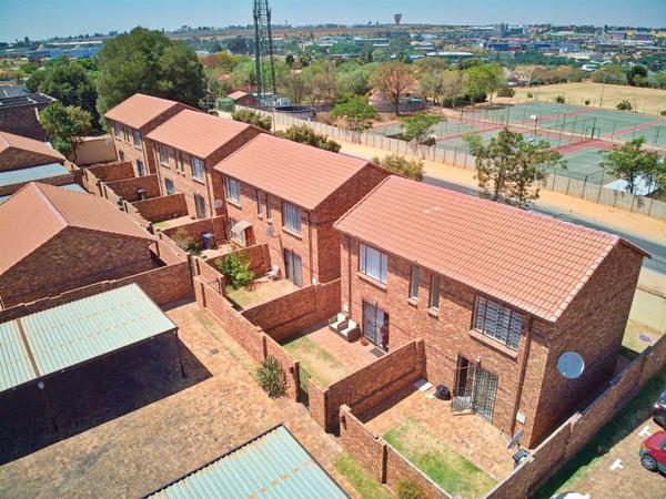 2 Bedroom Duplex