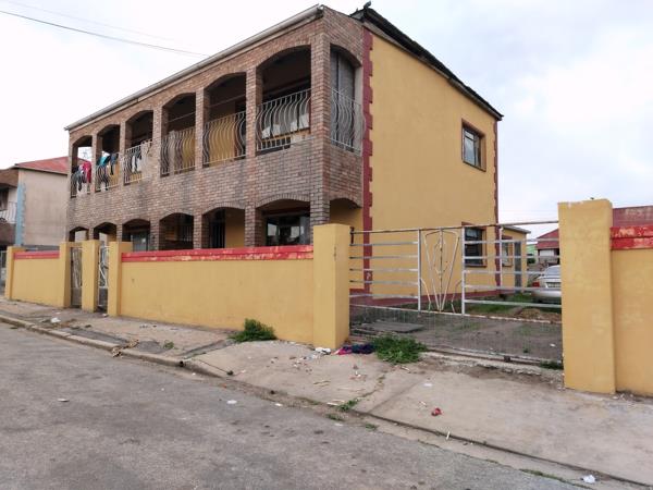 728 m² Commercial space