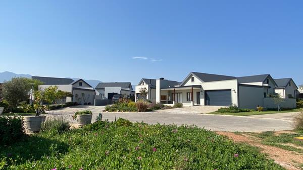 297 m² Land