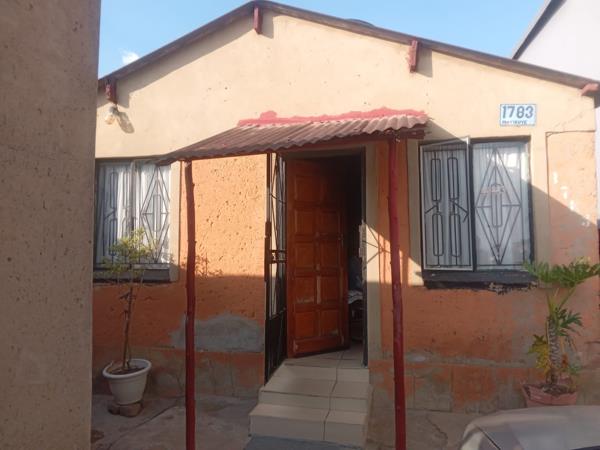 2 Bedroom House