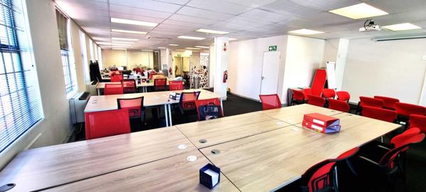 230 m² Office Space