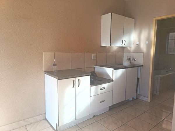 1 Bedroom House