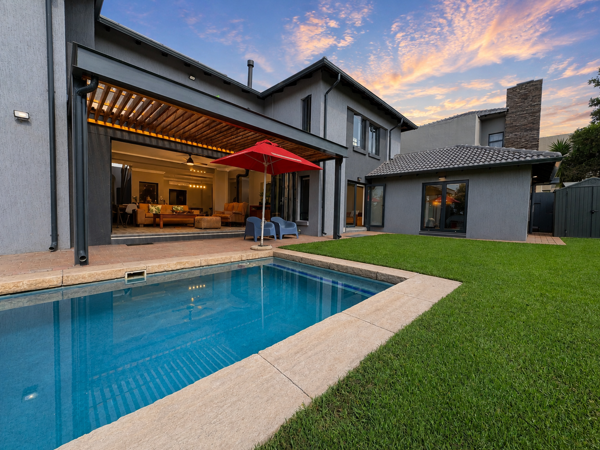 5 Bedroom House