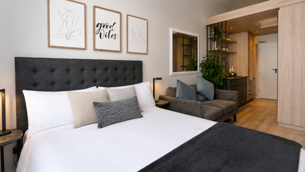 Studio Apartment