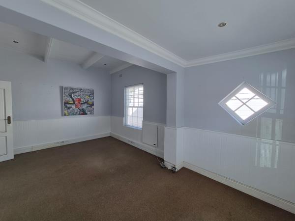 18.2 m² Office Space