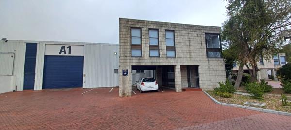 1 180 m² Industrial space