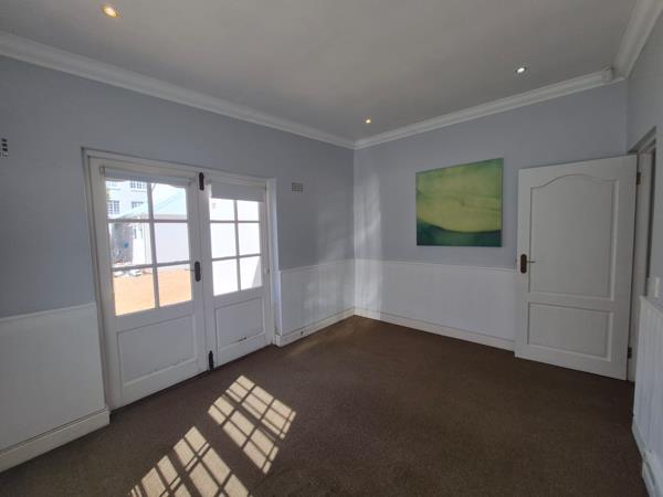 11.5 m² Office Space