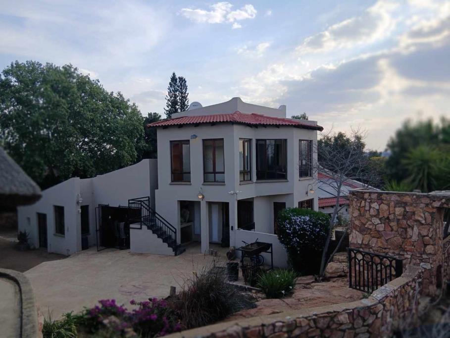 7 Bedroom House