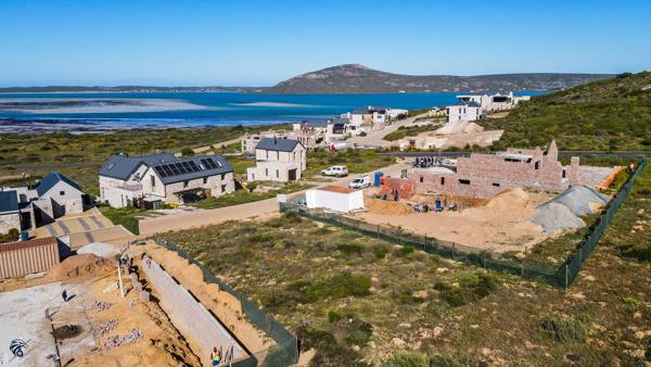 648 m² Land