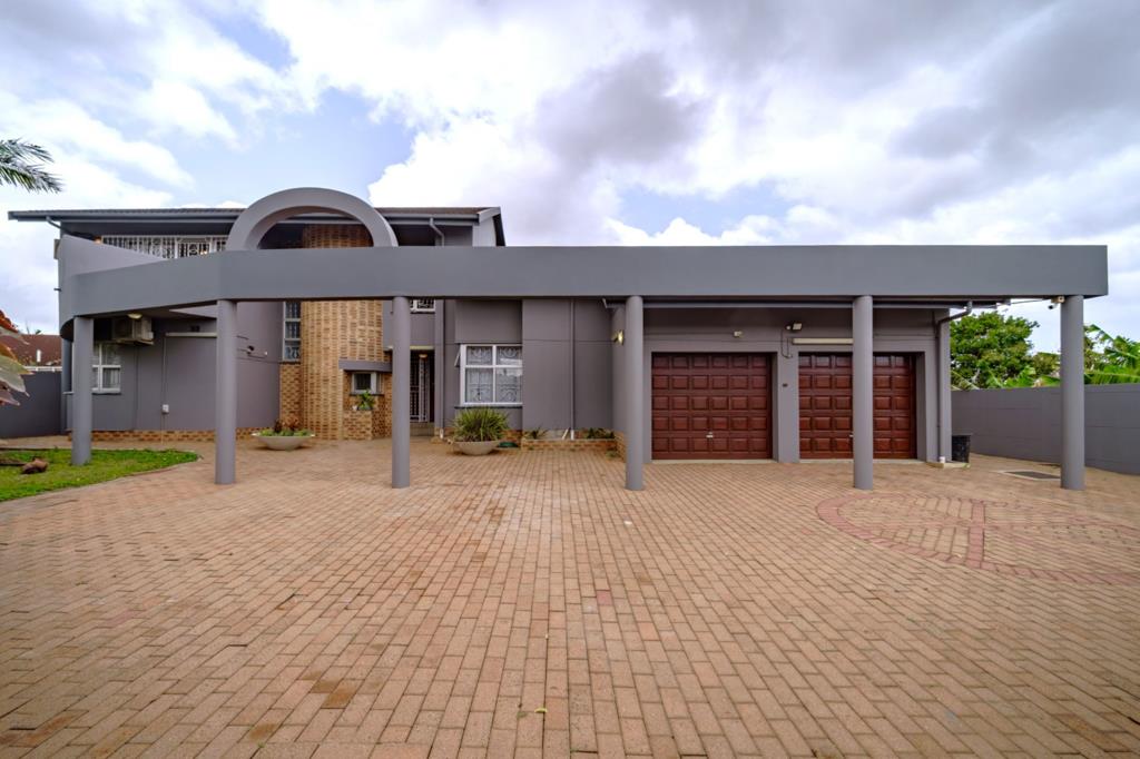 5 Bedroom House
