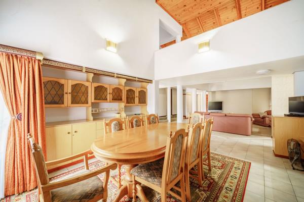 5 Bedroom House