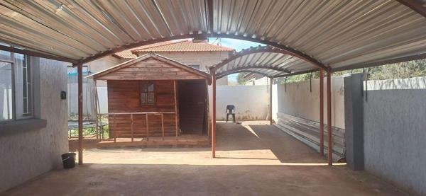 2 Bedroom House