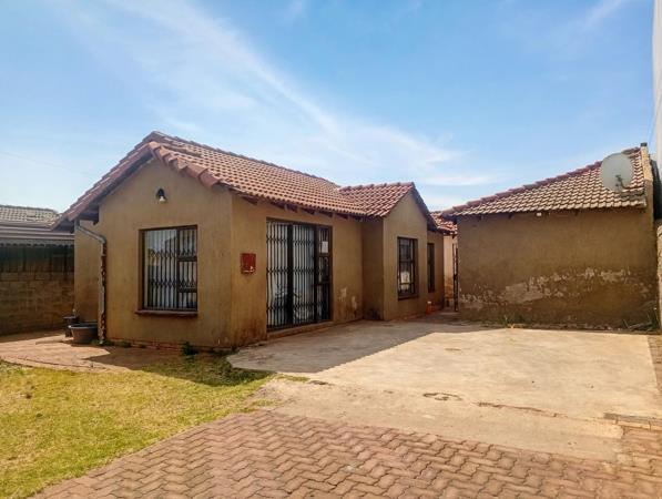 2 Bedroom House