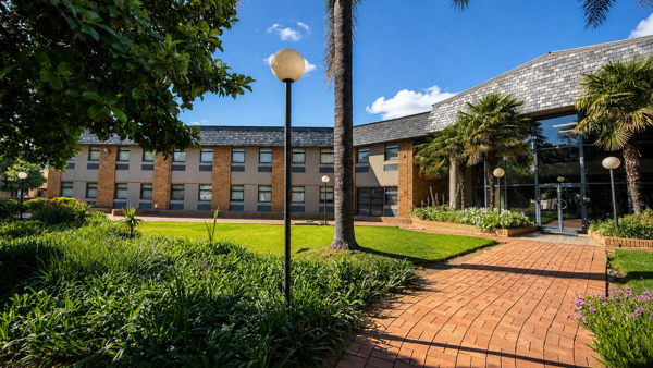 5 000 m² Commercial space