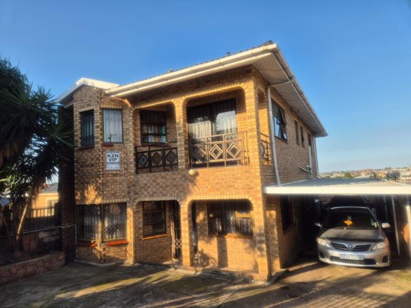 6 Bedroom House