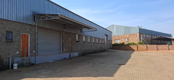 1 000 m² Commercial space