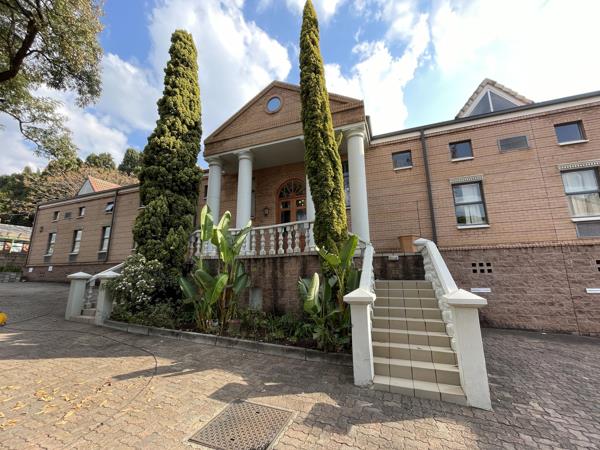 960 m² Commercial space