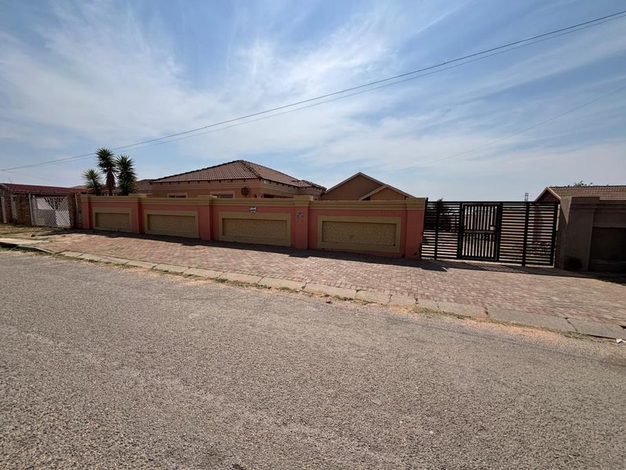 13 Bedroom House