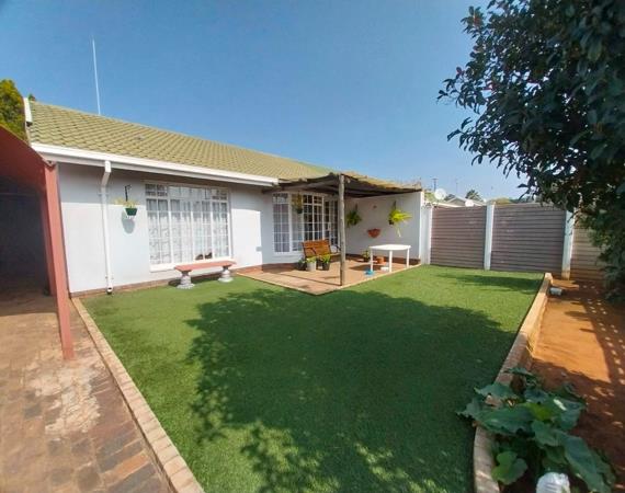 2 Bedroom Townhouse