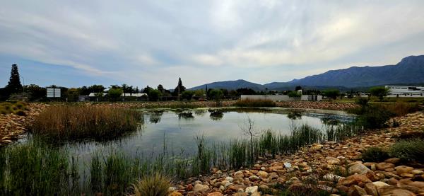 476 m² Land