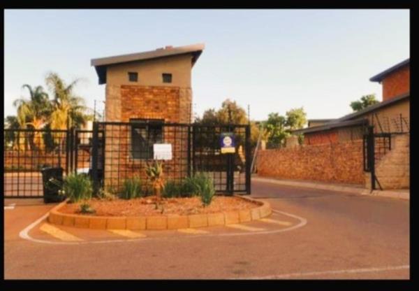 2 Bedroom Townhouse