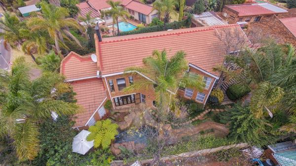 7 Bedroom House