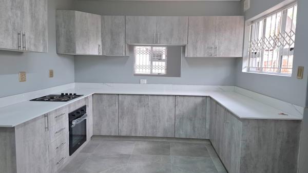 4 Bedroom Townhouse