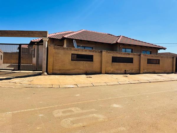 2 Bedroom House