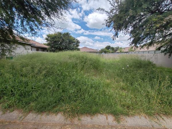 529 m² Land