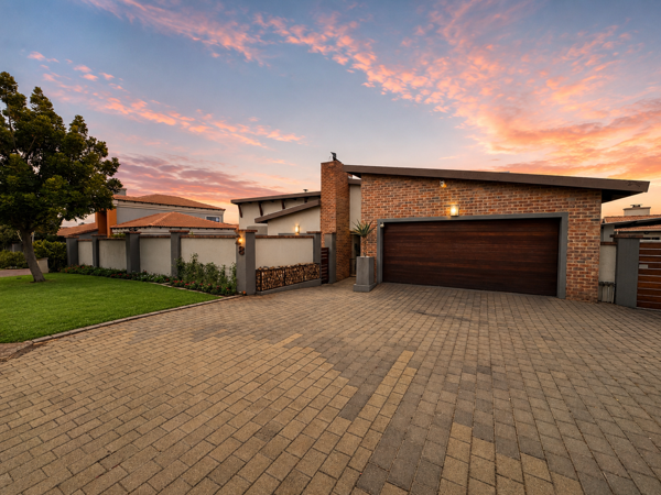4 Bedroom House