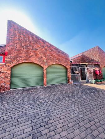 3 Bedroom Simplex