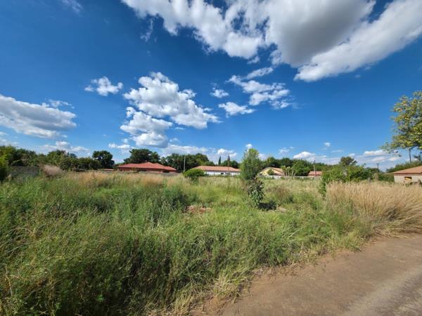 966 m² Land
