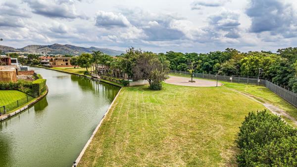 971 m² Land