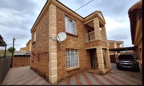 3 Bedroom Townhouse