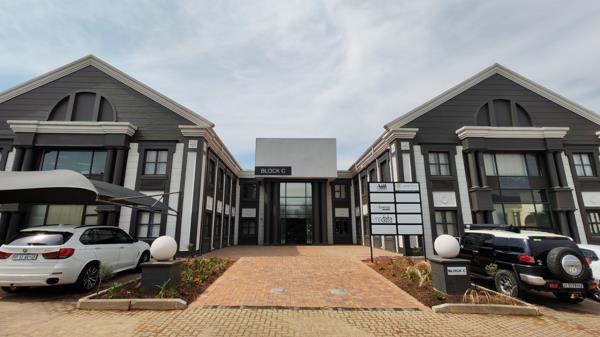 151 m² Office Space